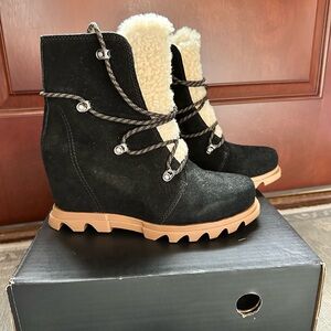 Sorel Joan of Artic Wedge III Lace Cozy